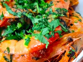 Creveți la Tigaie cu Unt și Usturoi